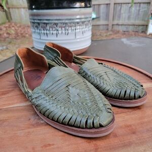 Espiritu Green Leather Woven Huaraches Size 9